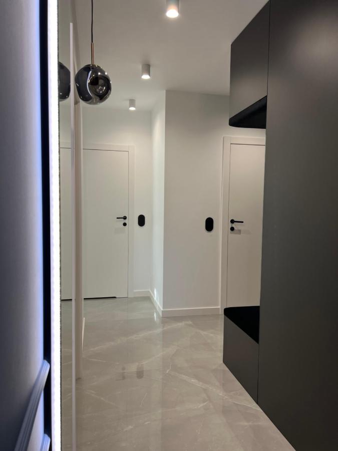 Apollo Luxury Apartment Dolny 소포트 외부 사진