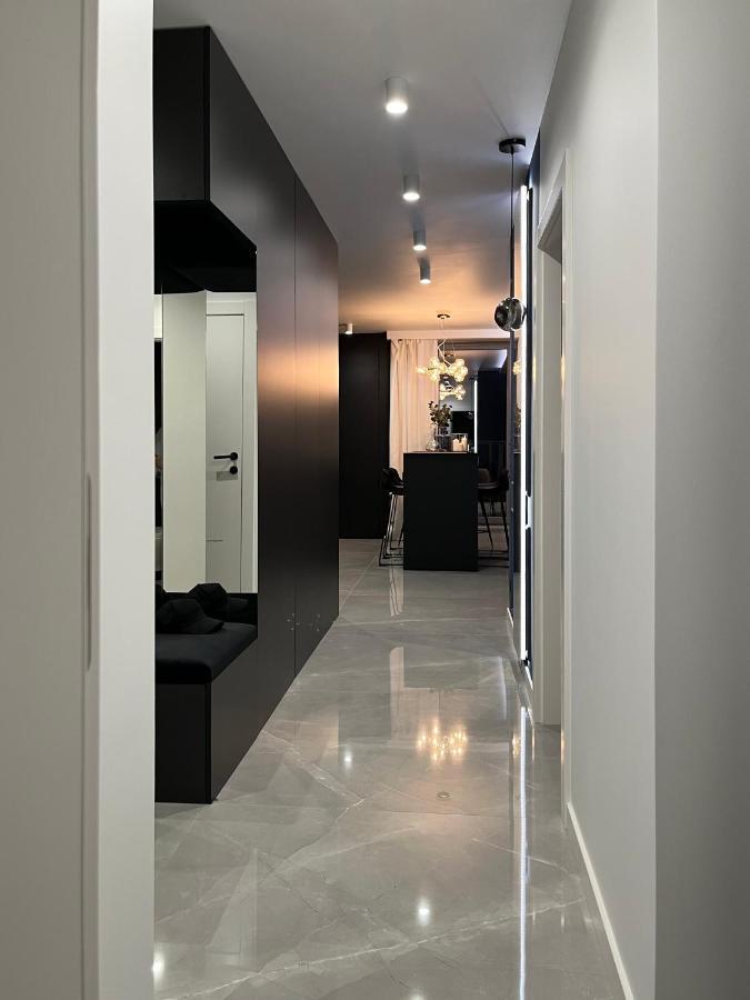 Apollo Luxury Apartment Dolny 소포트 외부 사진